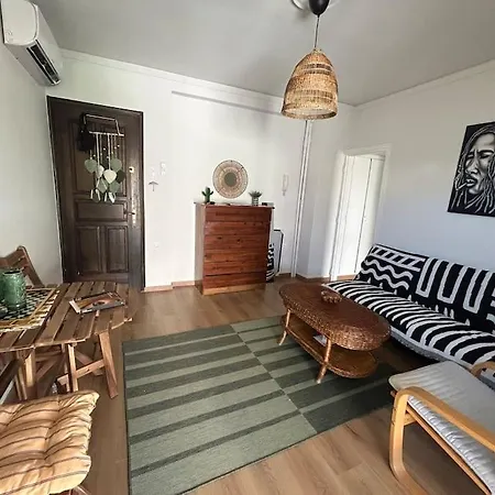 Bohemian Cozy Flat, With Terrace 24h Available, Self- Check In Athens
