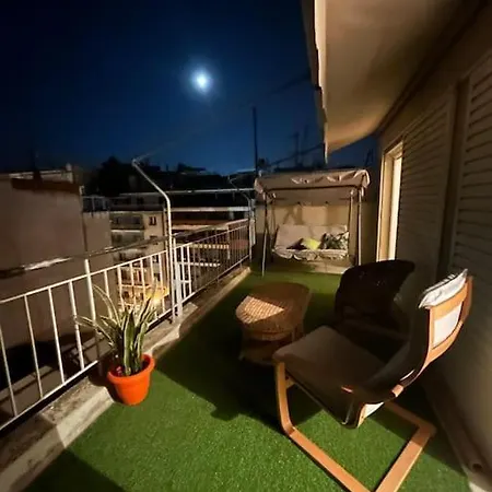 Bohemian Cozy Flat, With Terrace 24h Available, Self- Check In Apartment Athens